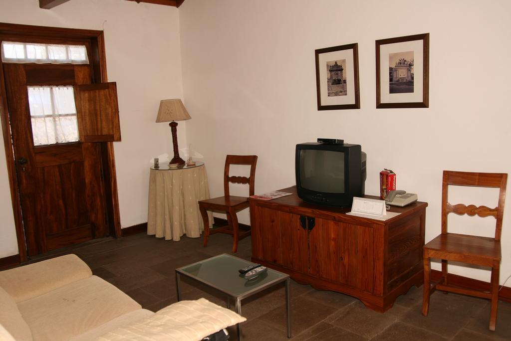 Quinta Dos Figos "5 Trevos Gold" Villa Praia da Vitória Kamer foto